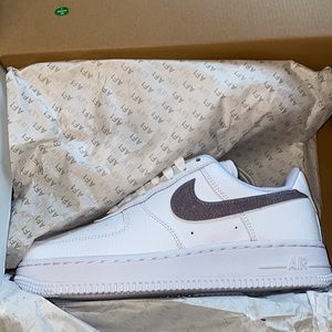 Woman’s Air Force 1 ‘07